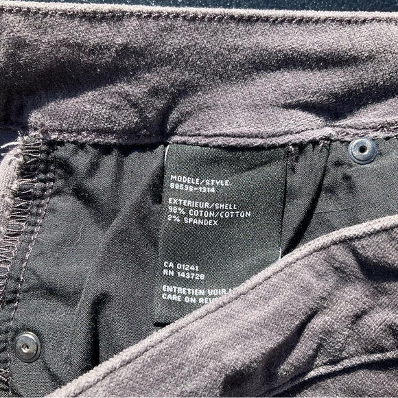 COPY - Contemporaine par Simons - Gray Mini Skirt - Size 6 - Picture 4 of 7